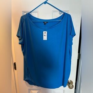 Express off shoulder London tee, size M, NWT